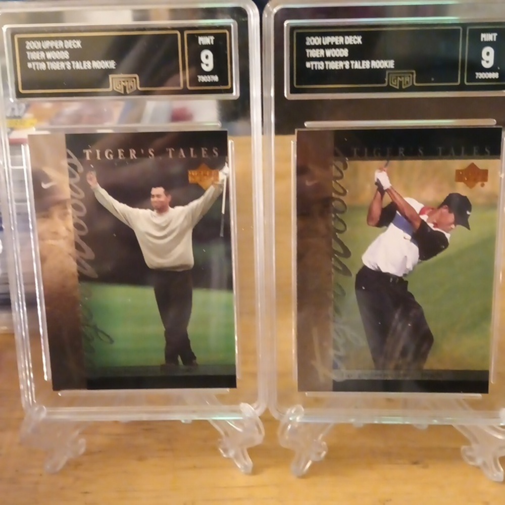 2 GMA MINT 9 2001 UPPER DECK TIGER WOODS ROOKIES LOT